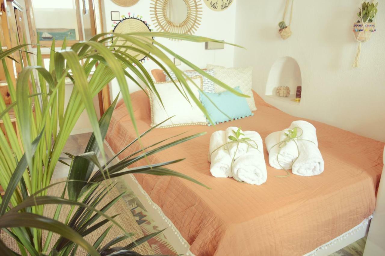 Bright & Relaxing Loft With Attic Room In The Heart Of Mykonos City Mykonos Town ภายนอก รูปภาพ