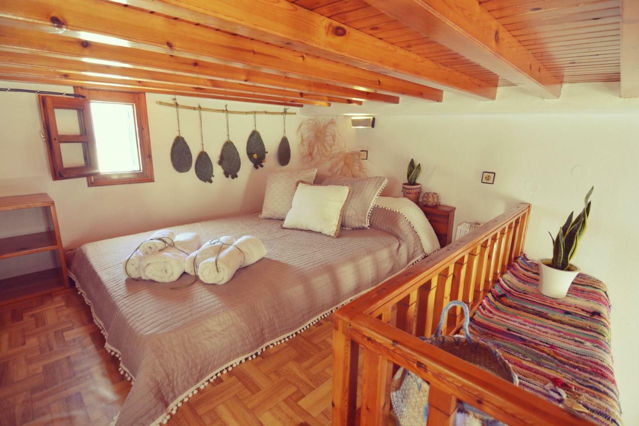 Bright & Relaxing Loft With Attic Room In The Heart Of Mykonos City Mykonos Town ภายนอก รูปภาพ